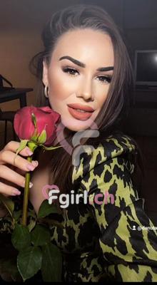 Erika - Escort in Martigny
