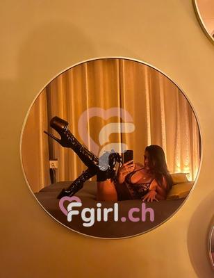 Erina - BDSM-Domina in Genf