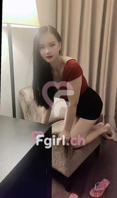 Ellie - Escort à Fribourg

