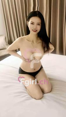 Ellie - Escort à Fribourg
