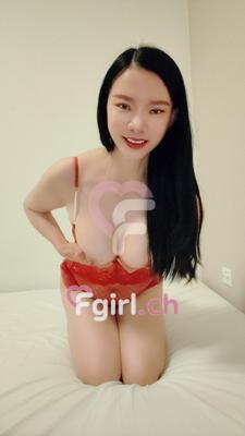 Ellie - Escort à Fribourg
