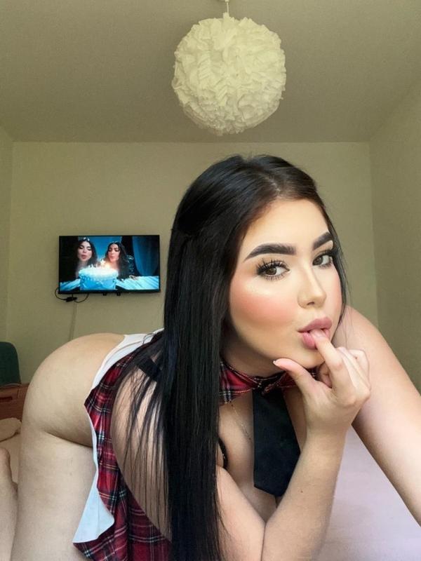 Esmeralda - Escort in Montreux
