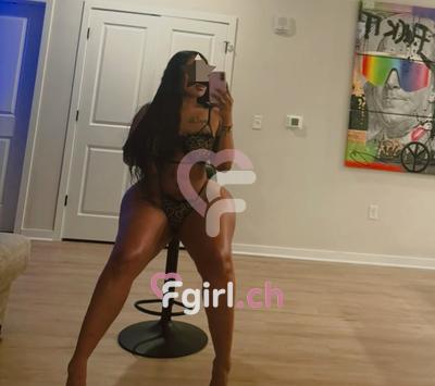Estefania - Masseuse érotique à Lausanne
