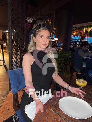 Estelle - Erotische Masseurin in Eaux-vives
