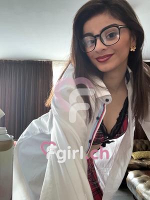 Esther - Escort in Servette
