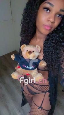 Eva - Escort à Courrendlin