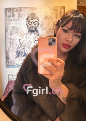 Eva - Masseuse érotique à Eaux-vives