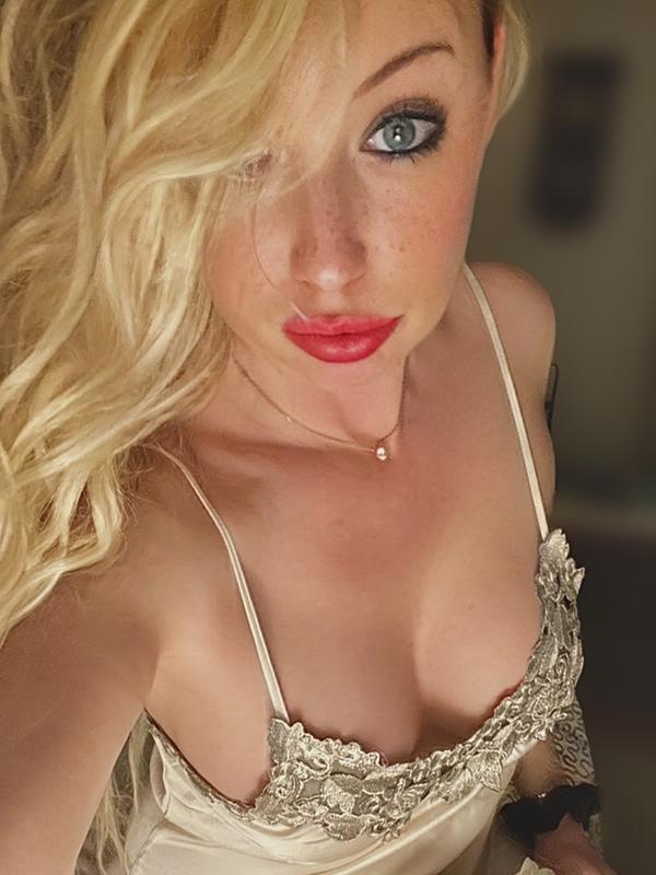 Eve - Escort à Genève
