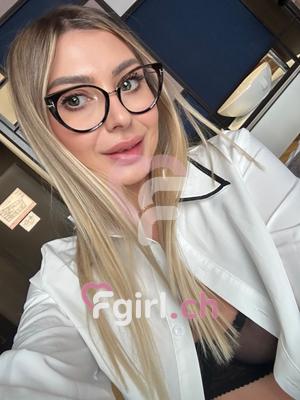 Eve Massage - Masajista erótica en Fribourg
