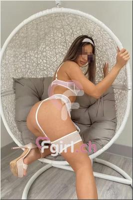 Evelina - Escort en Fribourg
