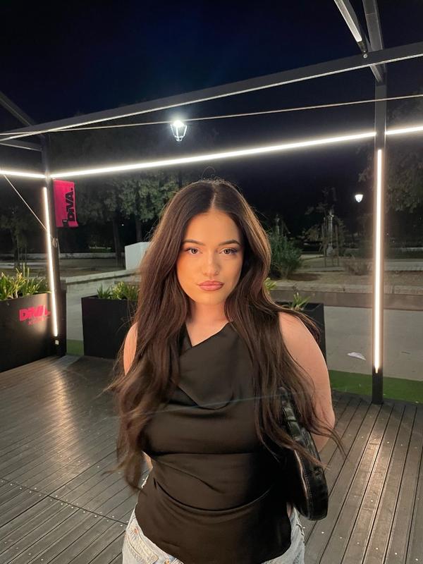 Evelyn - Escort en Genève
