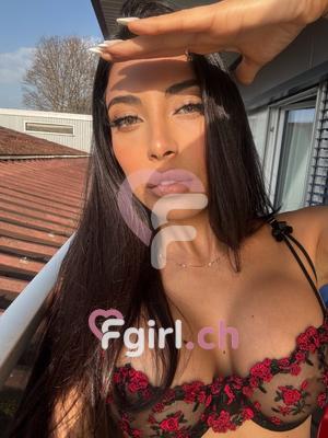 Fanny - Escort en Fribourg
