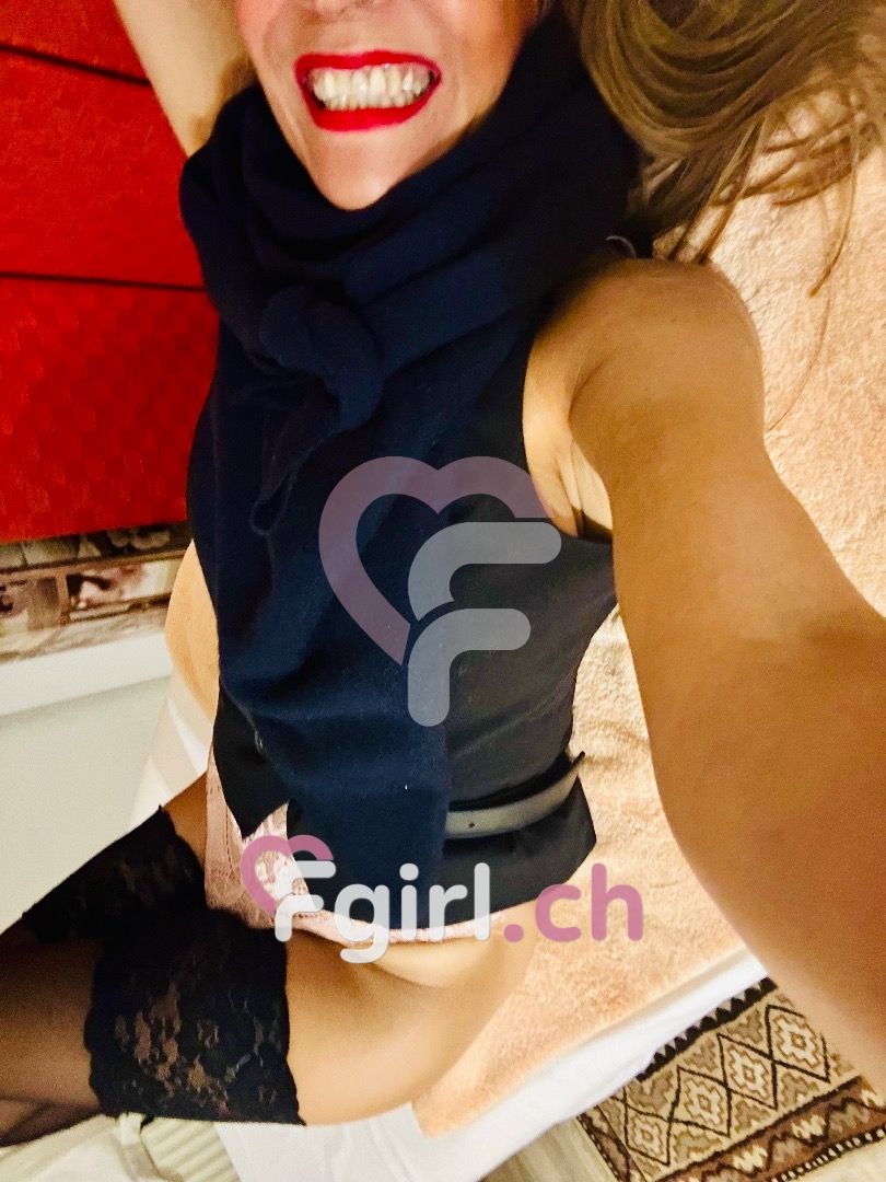 Femme Mûre – Saillon photo 5