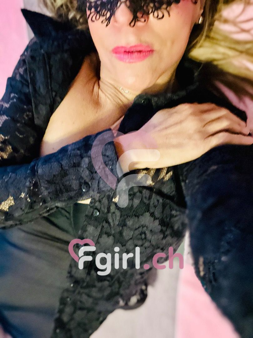 Femme Mûre – Saillon photo 3