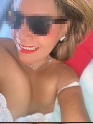 Femme Mûre - Escort a Saillon
