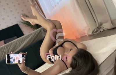 Flory - Escort en Lausanne
