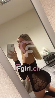 Sarah - Escort à Fribourg

