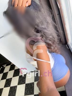 Frenchi - Escort à Oron
