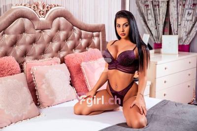 Georgiana - Escort in Crissier
