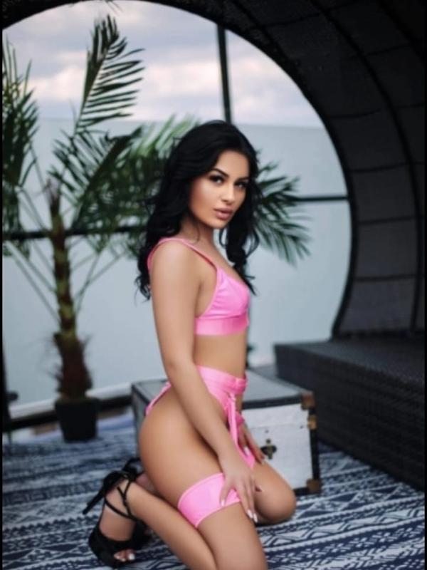 Gia - Escort en Lausanne
