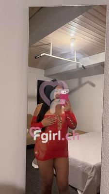 Gianella - Escort à Le Locle