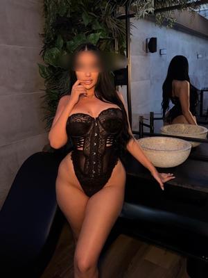 Gigi - Escort en Eaux-vives
