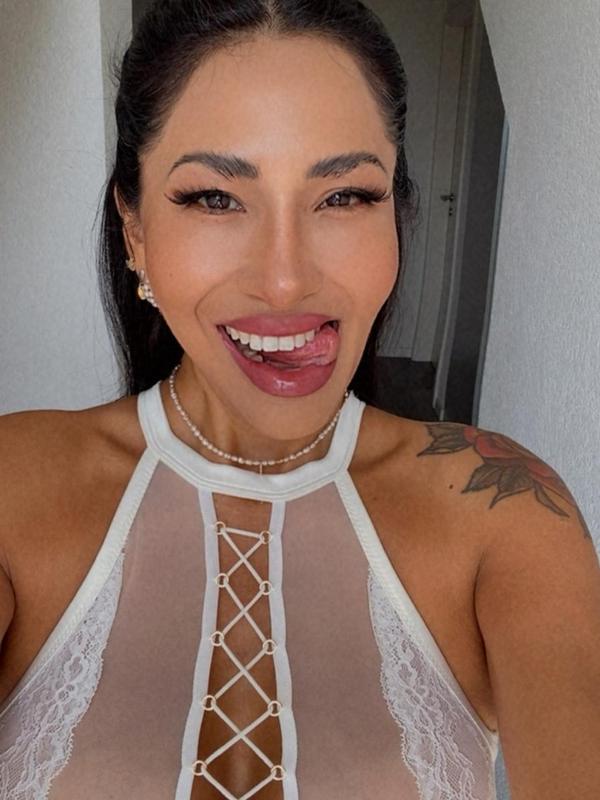 Gio - Escort in Yverdon-les-bains
