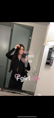 Giovana - Escort in Genf
