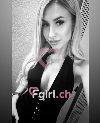 Giulia - Escort in Genf
