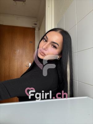 Giulia - Escort in Plainpalais