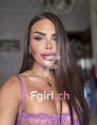Gloria - Escort in Yverdon-les-Bains
