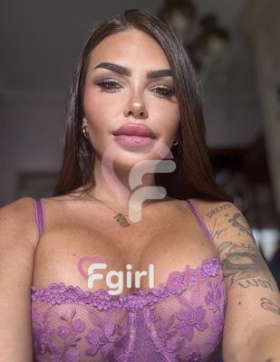 Gloria - Escort in Yverdon-les-Bains