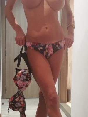 Greta - Escort à Neuchâtel

