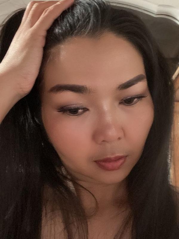 Hana - Erotic masseuse in Nyon
