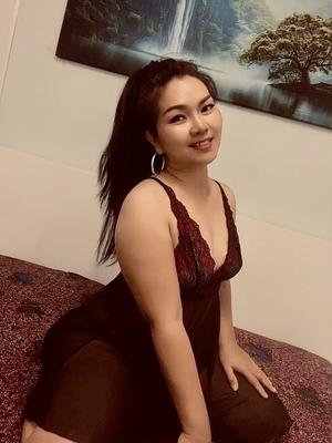 Hana - Erotic masseuse in Nyon
