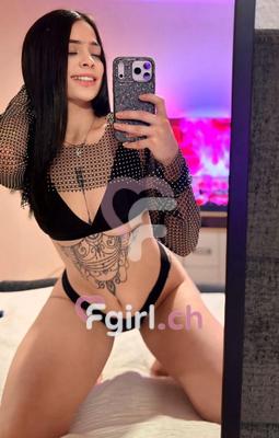 Hanna - Escort in Plainpalais
