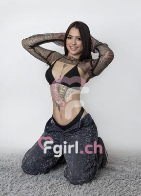 Hanna - Escort in Plainpalais

