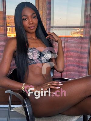 Hanna - Escort in Martigny
