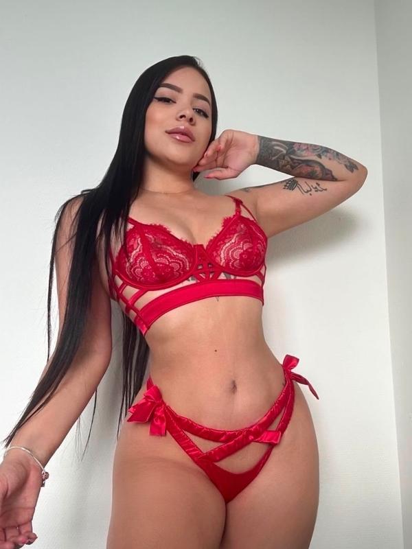 Hannah - Escort in Cornavin
