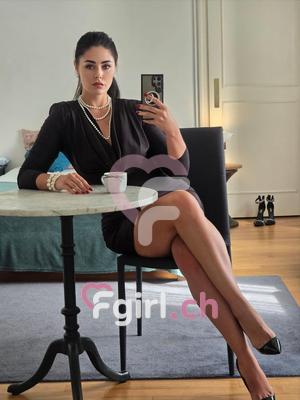 Hela - Escort à Sion
