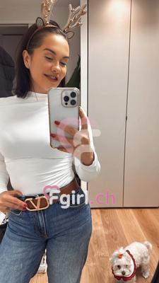 Helena - Masseuse érotique à Lausanne
