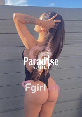 Helena - Escort in Carouge
