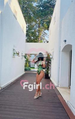 Helena - Escort in Bulle
