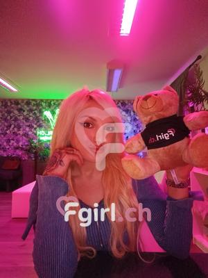 Helena Zehra - Escort in Fribourg