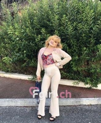 Helena Zehra - Escort à Fribourg
