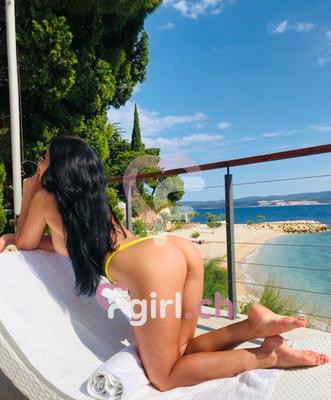 Helena - Escort in Yverdon-les-bains
