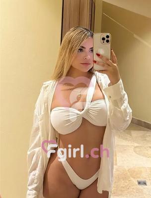 Hellen - Escort in Lausanne