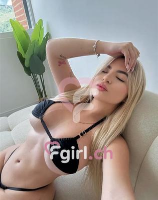 Hellen - Escort in Lausanne