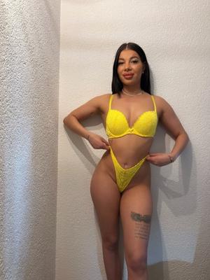 Hellen - Escort à Sion
