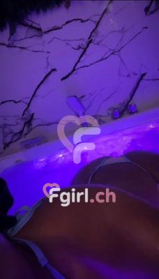 Ines - Escort in Martigny
